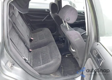 2004 Volkswagen Passat Gls from USA, damaged, VIN WVWPD63B34P009517